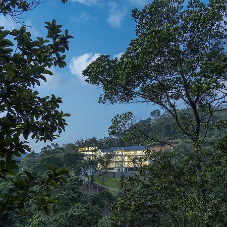 Hostess Thekkady Hotel Exterior foto