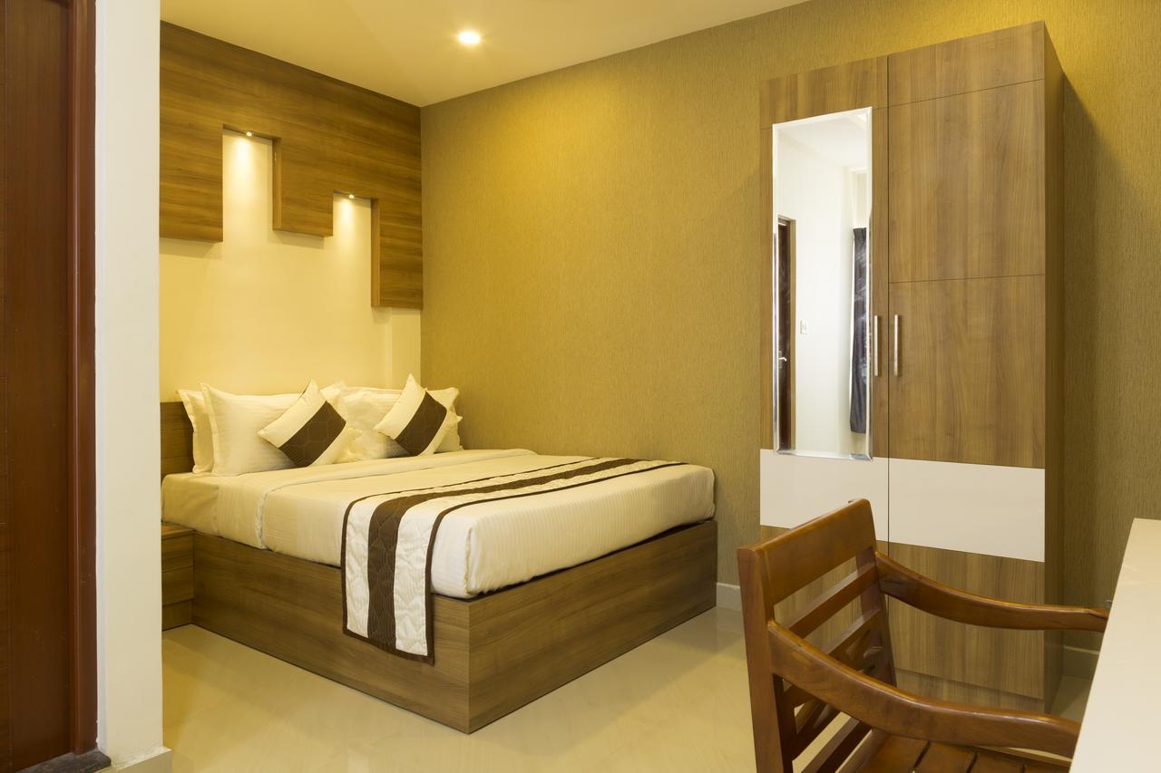 Hostess Thekkady Hotel Exterior foto